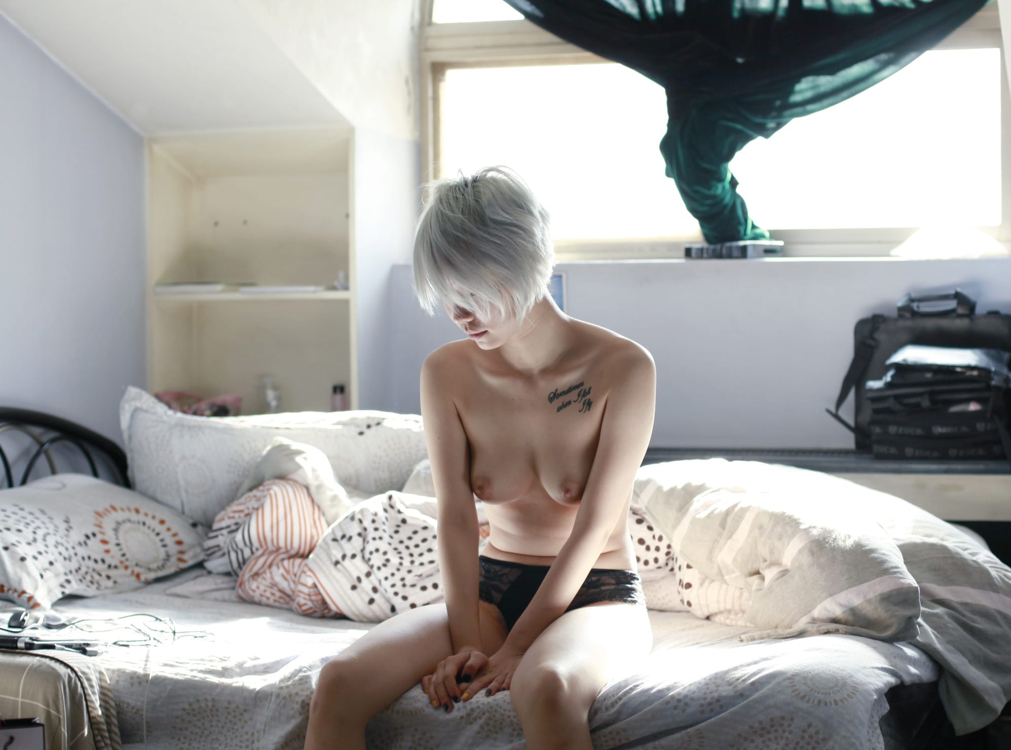 Girls - Image 3