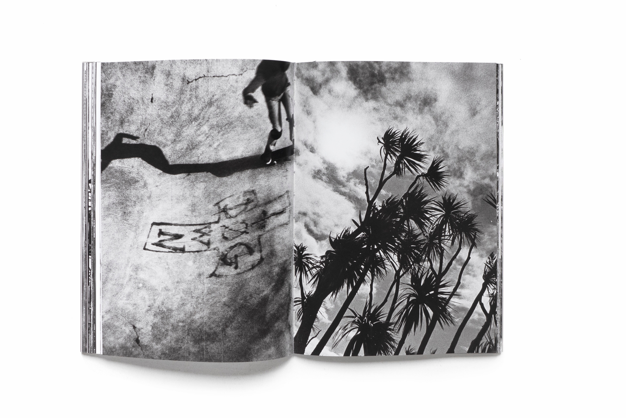 En Presence de l'Absence -Signed Copy- - Image 9